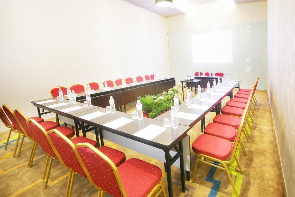 Hotel Grand Zuri Muara Enim Ngoại thất bức ảnh